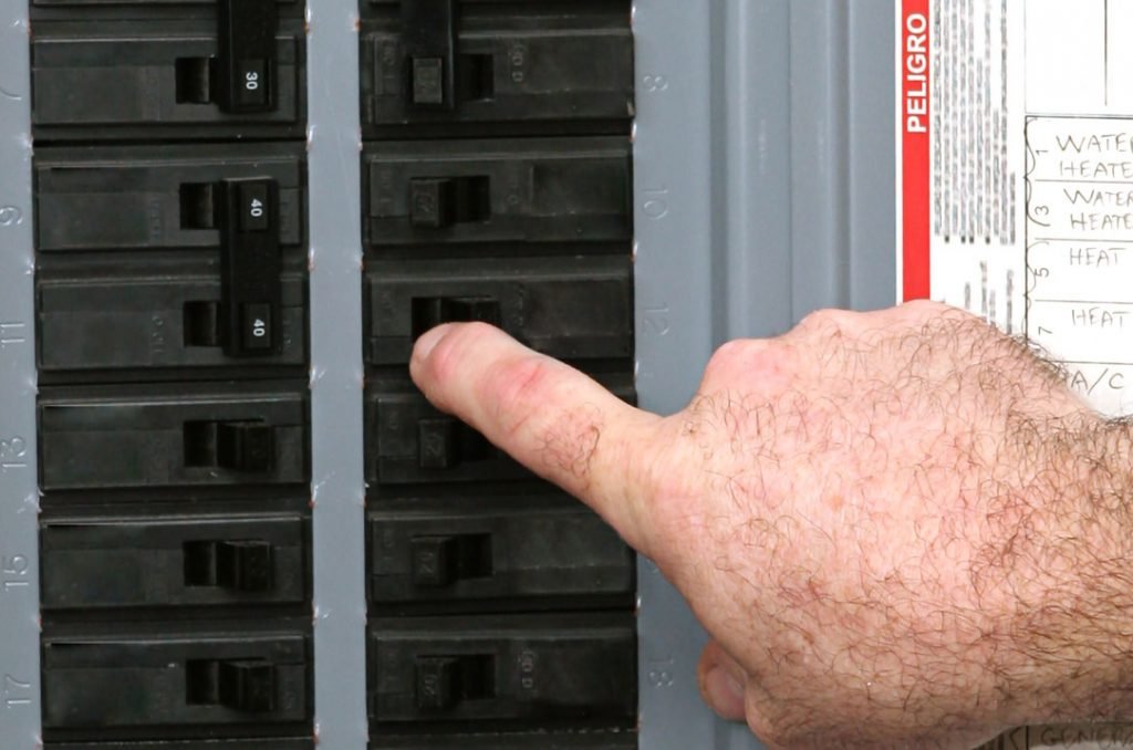 Hot Shot Electric Breaker Box